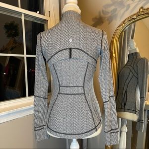 Lululemon zip up jacket